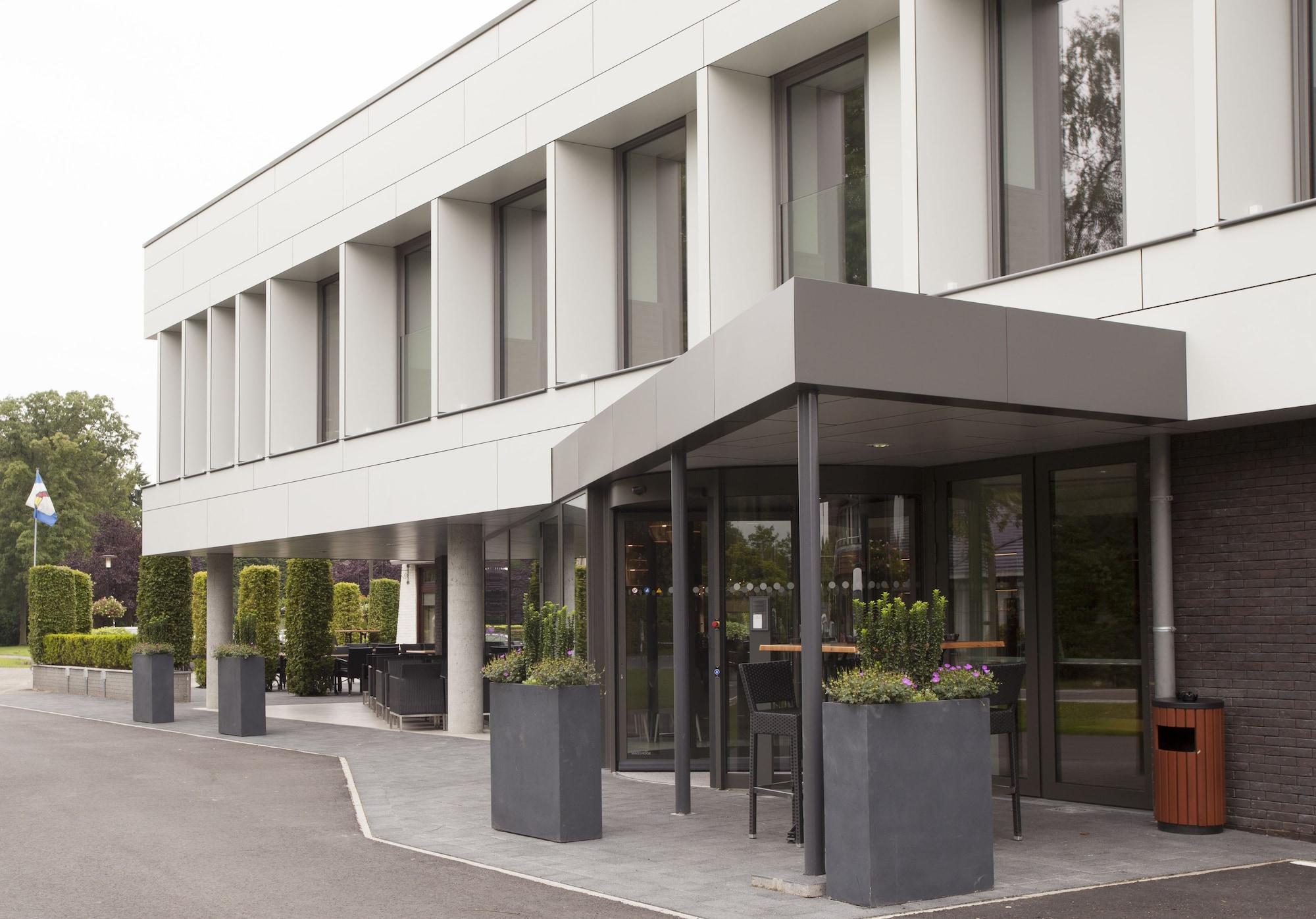 Van Der Valk Hotel Dennenhof Brasschaat Exterior photo