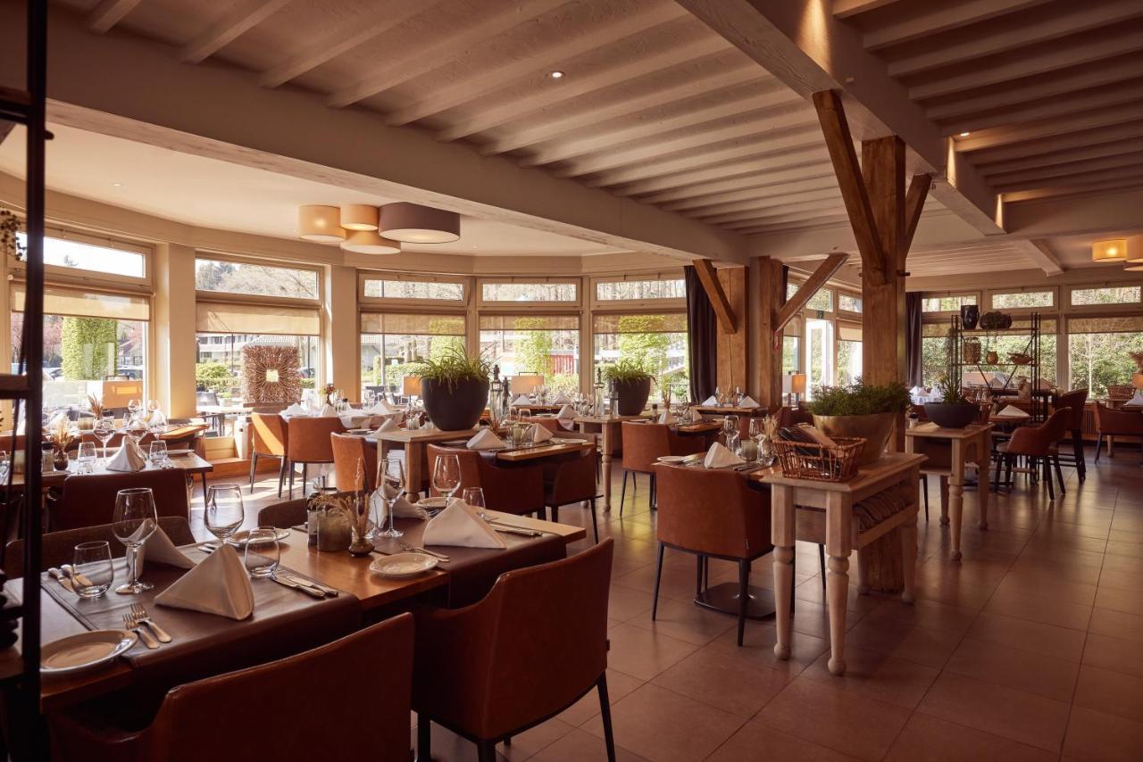 Van Der Valk Hotel Dennenhof Brasschaat Exterior photo