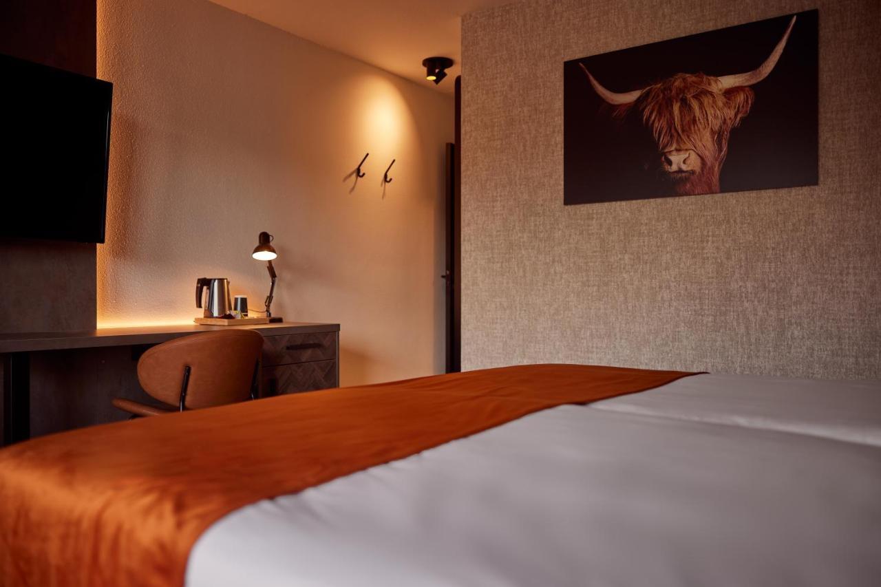 Van Der Valk Hotel Dennenhof Brasschaat Exterior photo